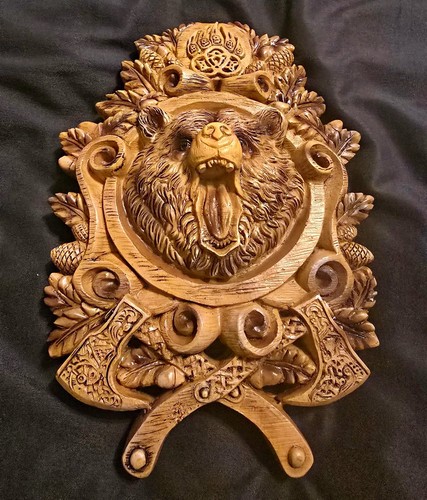 Bear head viking axe wall - head,